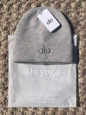 Alo Yoga Notable Beanie Grey
